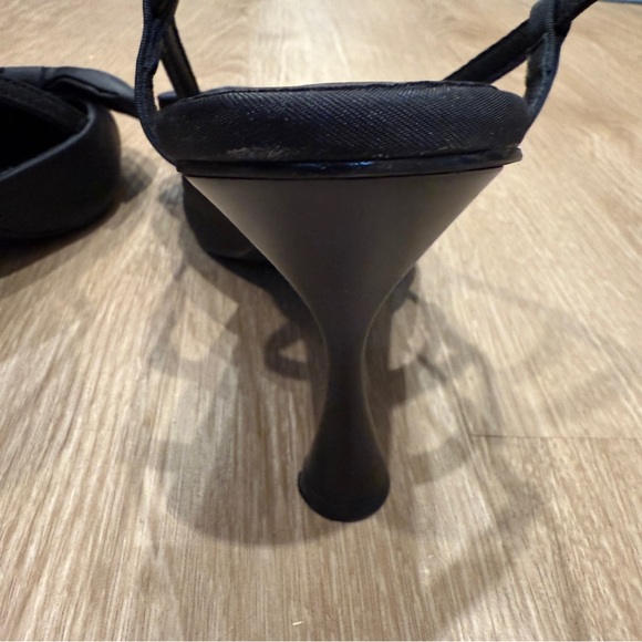 Chase + Chloe Black Pointed Slingback Heels with Bow - Picture 11 of 13